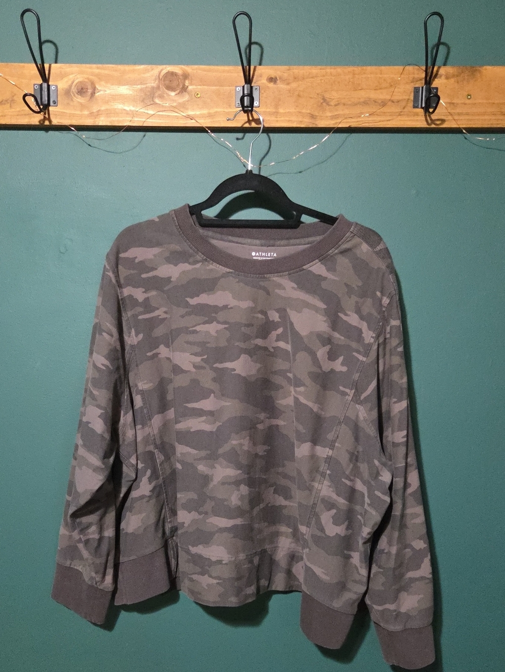 Athleta Farallon Camo Crewneck Sweatshirt - Sz 3x